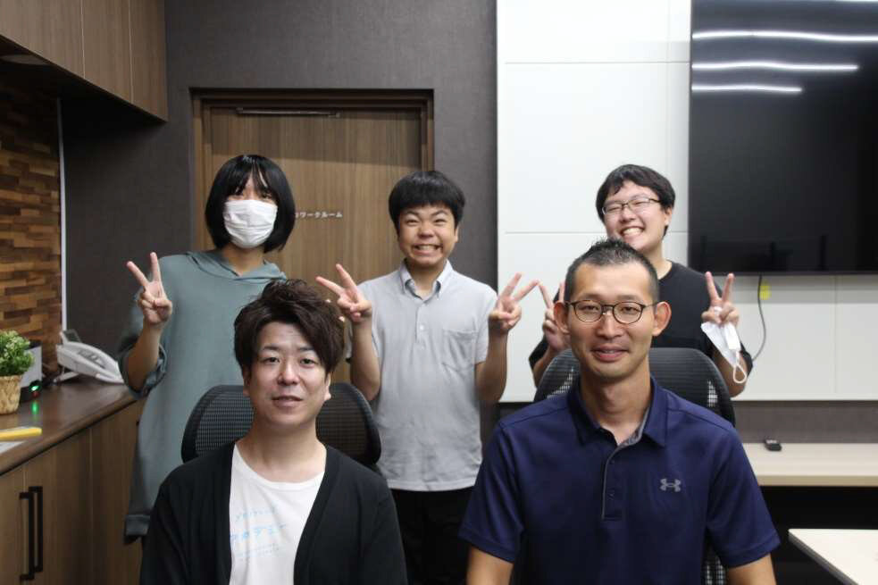 講師